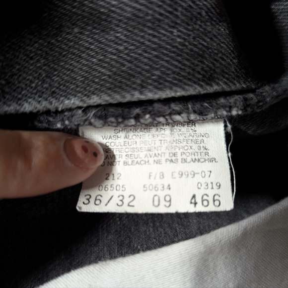 Grey Vintage Levis Jeans Made In Canada Faded - Picture 3 of 5